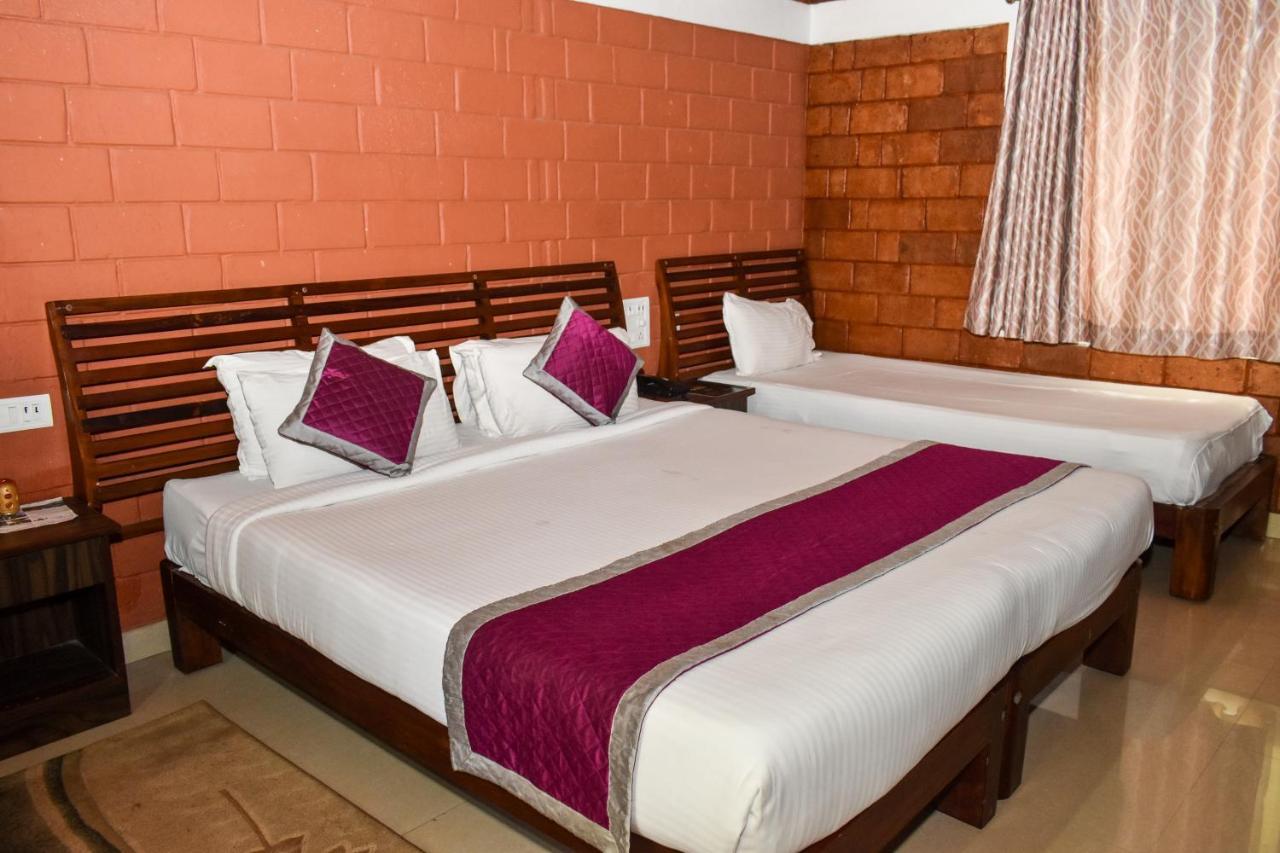 Coffee Grove Resort Chikmagalūr Esterno foto