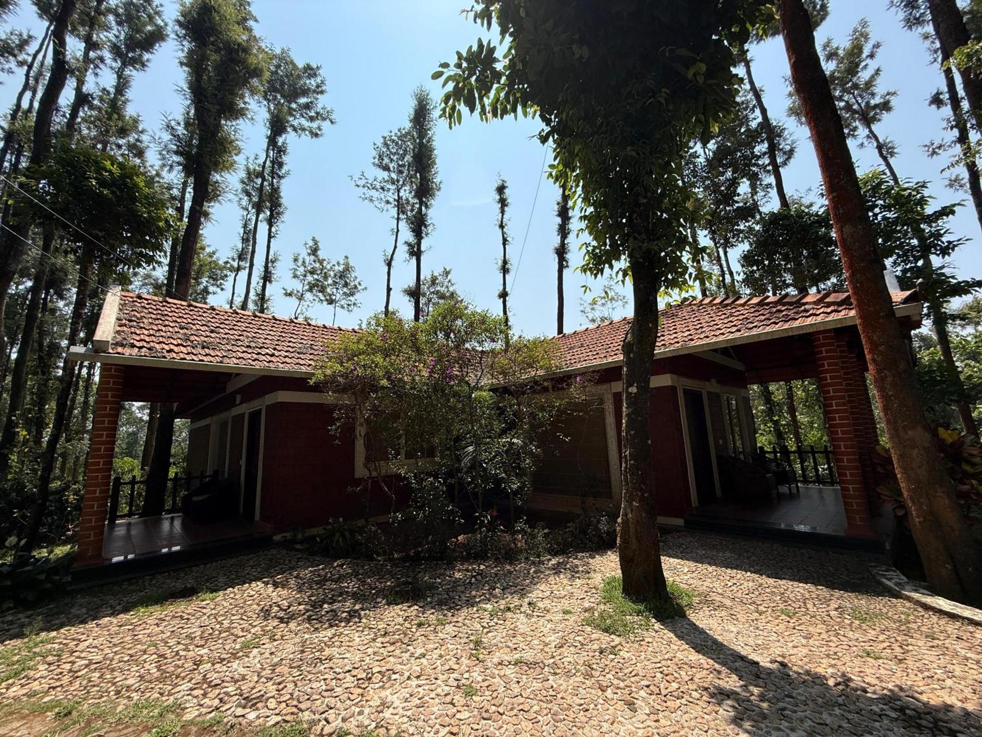 Coffee Grove Resort Chikmagalūr Esterno foto