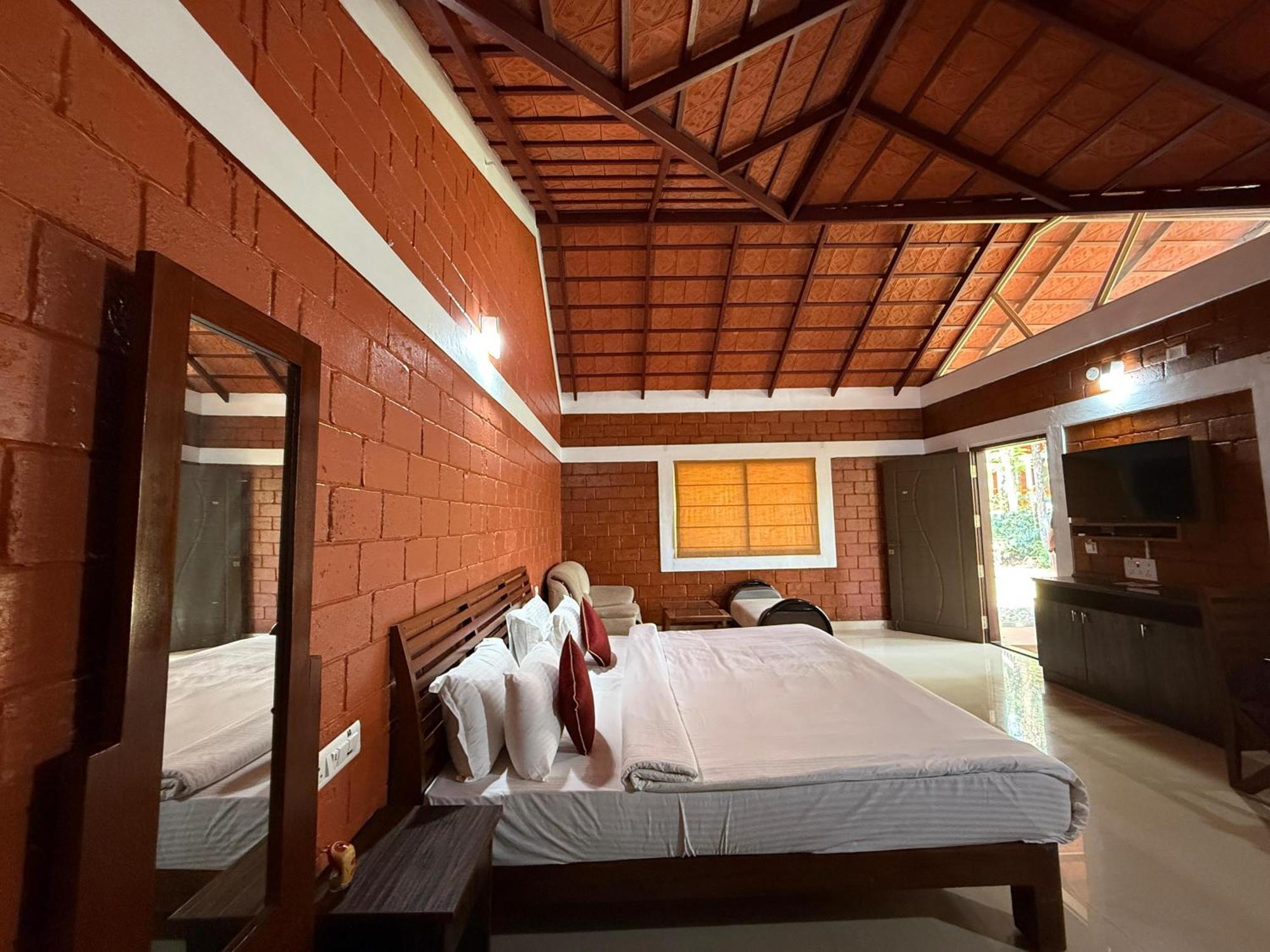 Coffee Grove Resort Chikmagalūr Esterno foto