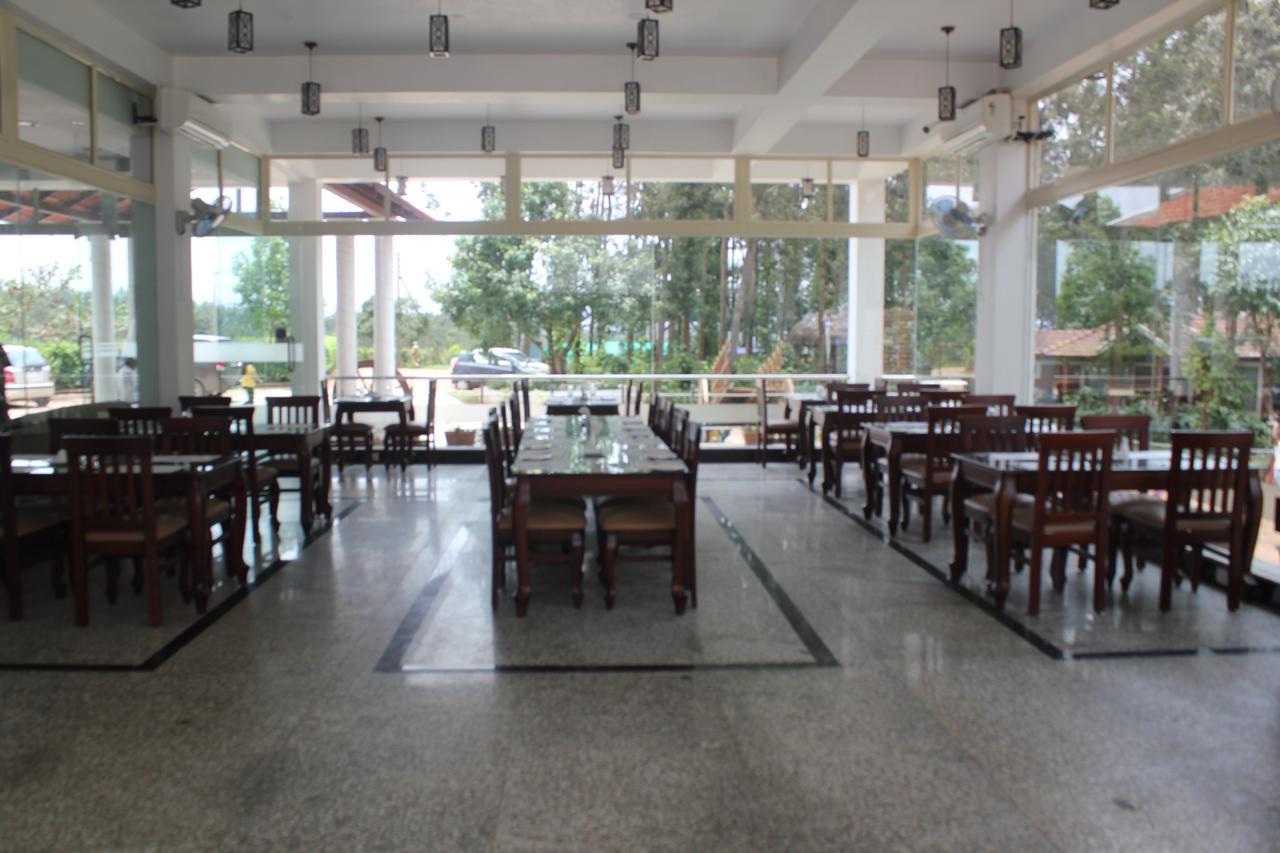 Coffee Grove Resort Chikmagalūr Esterno foto