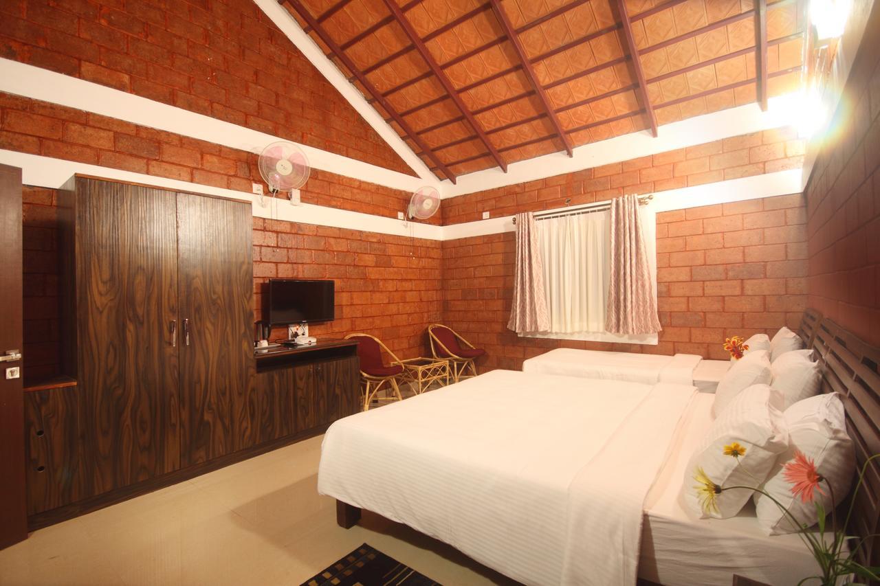 Coffee Grove Resort Chikmagalūr Esterno foto